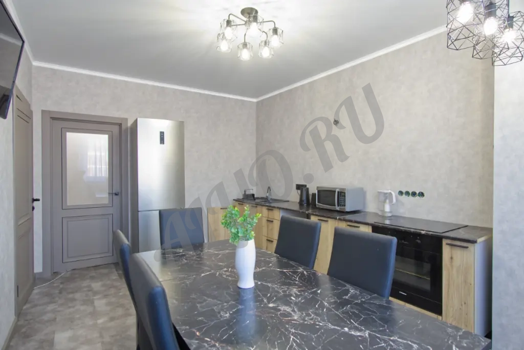 Просторная 3-к. квартира с современным ремонтом