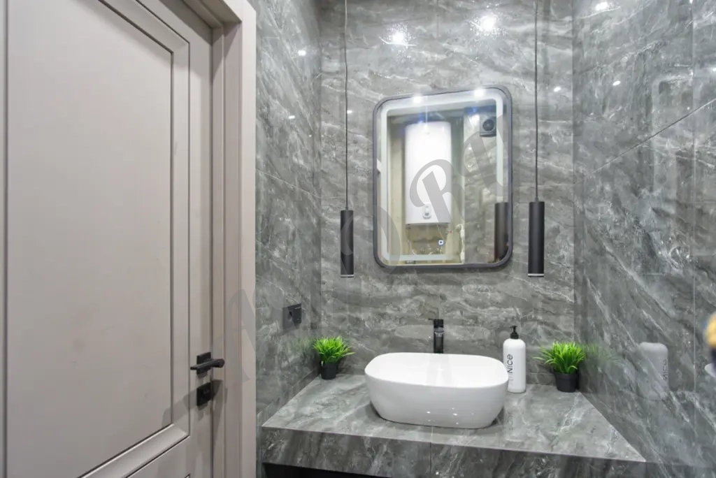 Просторная 3-к. квартира с современным ремонтом