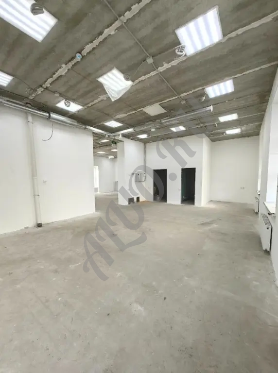 Помещение 140 м², два зала