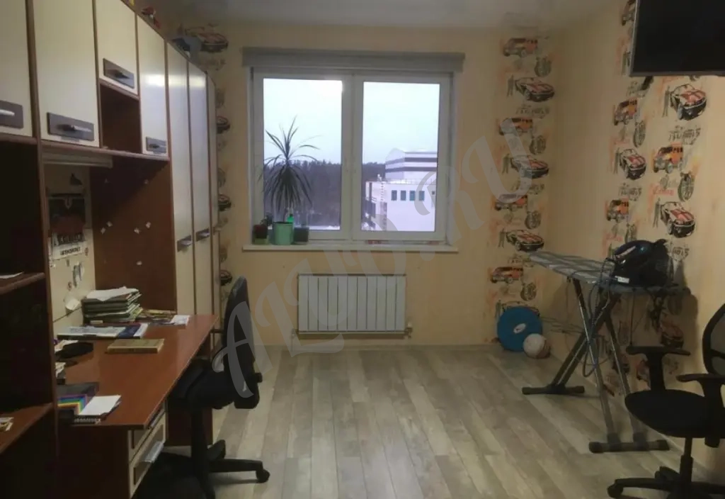3 комнатная квартира Широкая речка, г. Екатеринбург