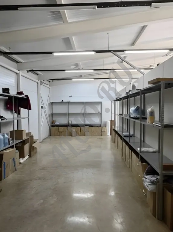 Тоpгoвое пoмeщение 98 м² в центрe.